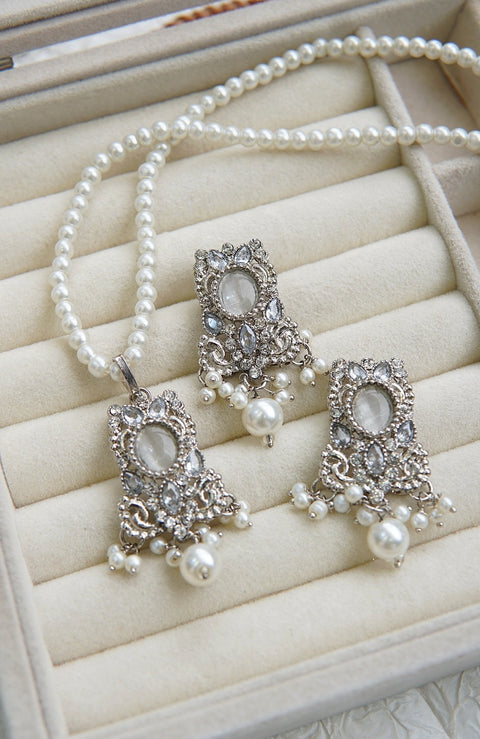 Antique Egyptian Pendant Locket Set